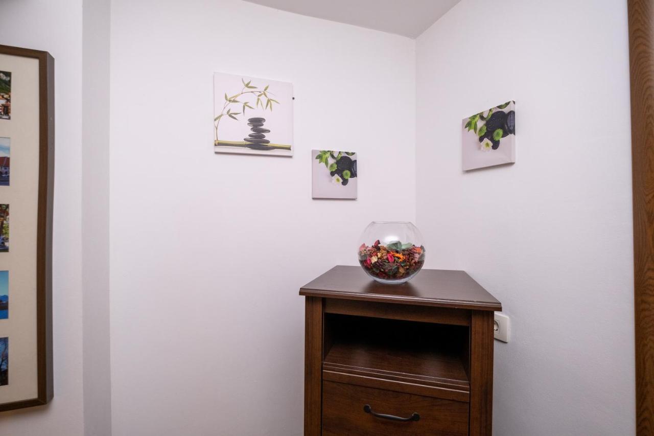 Stella'S Cozy Home Balotesti Dış mekan fotoğraf